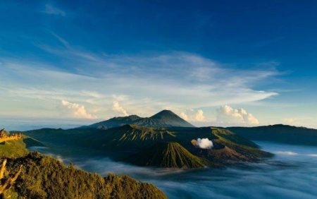 334322 photography nature landscape sea water volcano Indonesia 748x468 1 e1590552354972