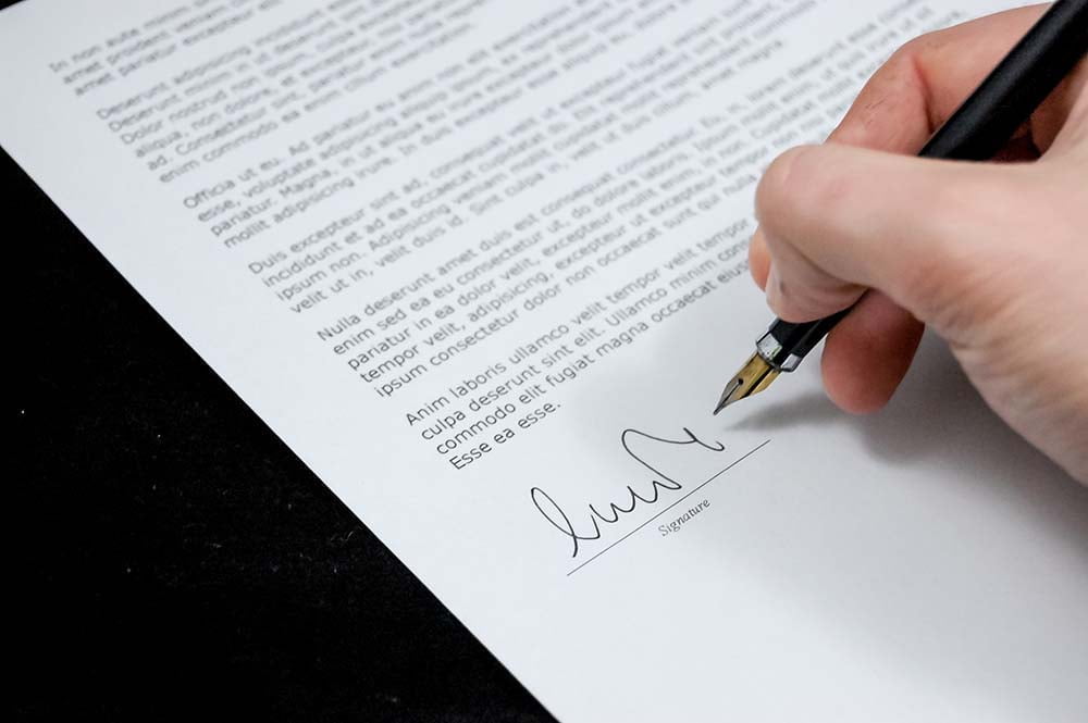 คำศัพท์พื้นฐานที่ใช้แปลสัญญาภาษาอังกฤษ มีลักษณะแบบไหน 